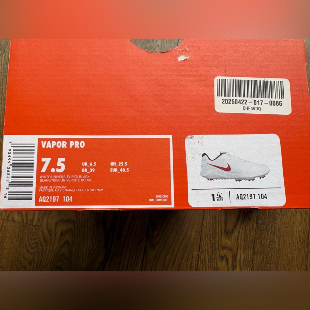 Men’s Nike golf shoes - Picture 5 of 5